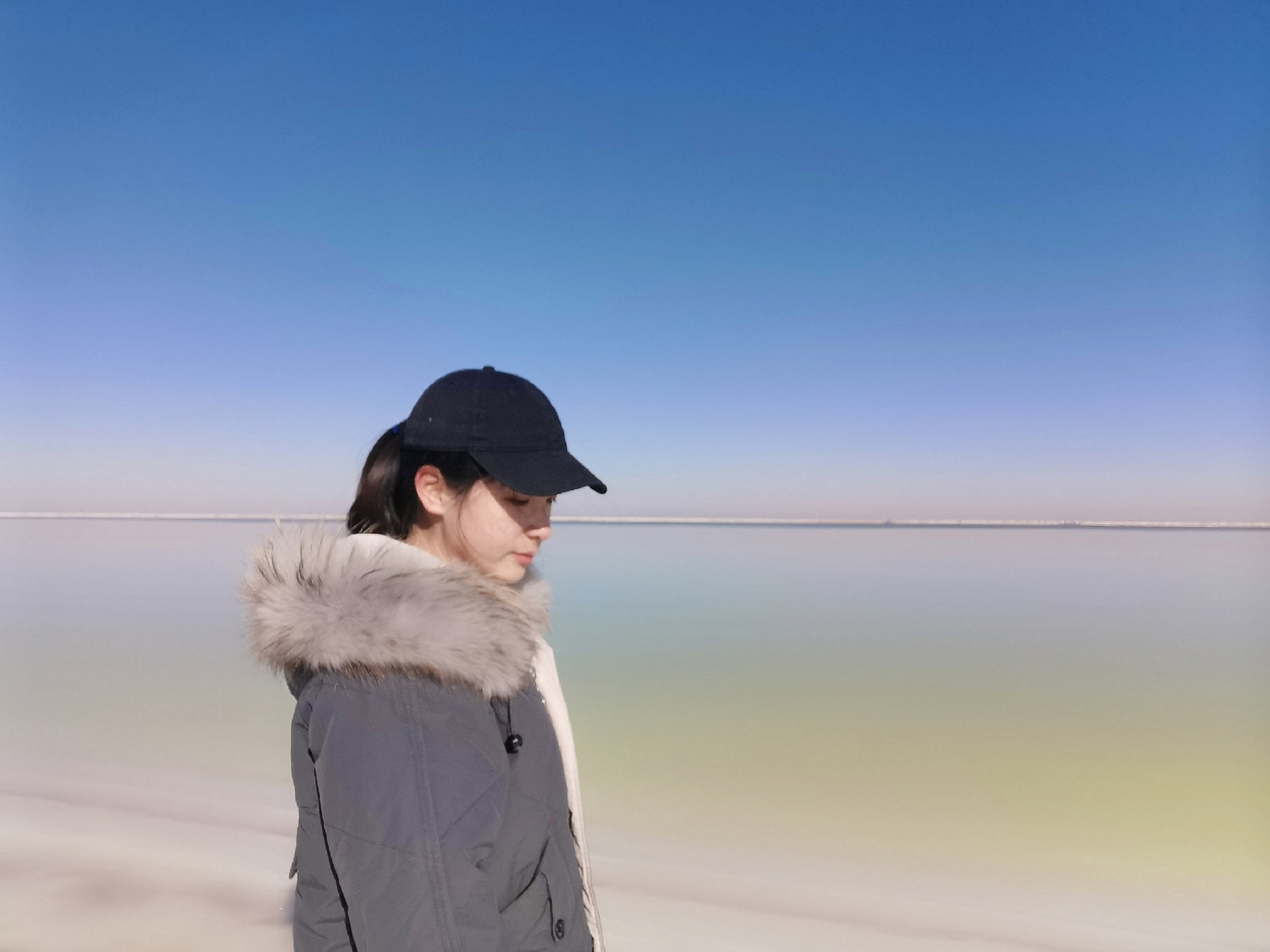 点击此处上传个人照片