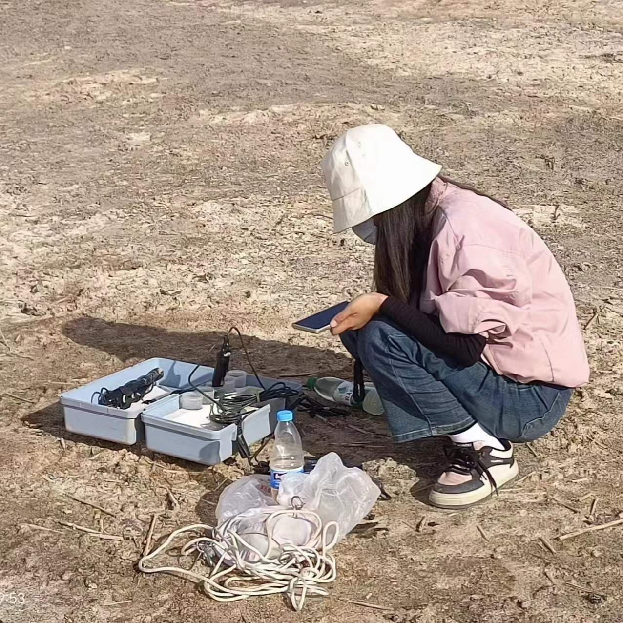 点击此处上传个人照片