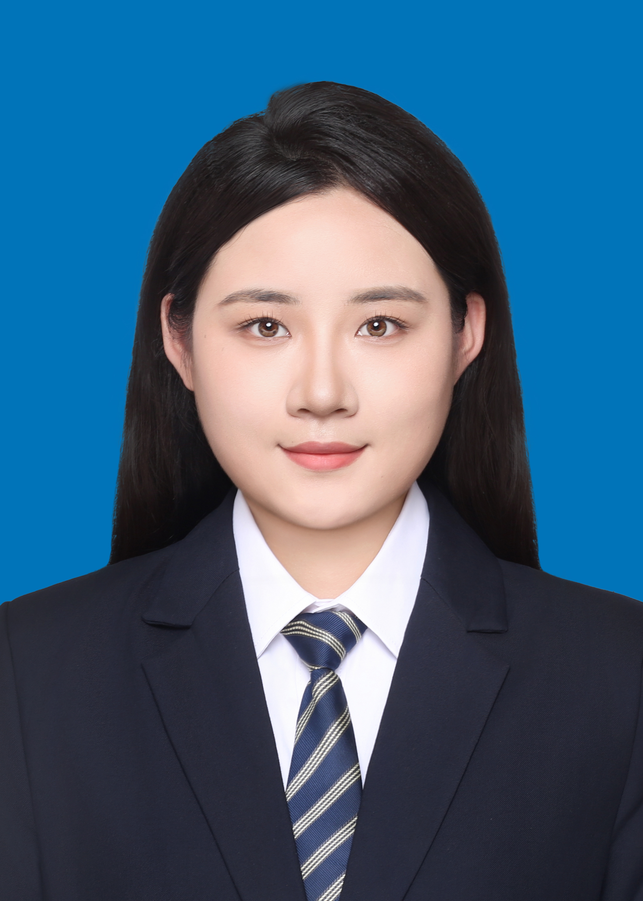 点击此处上传个人照片